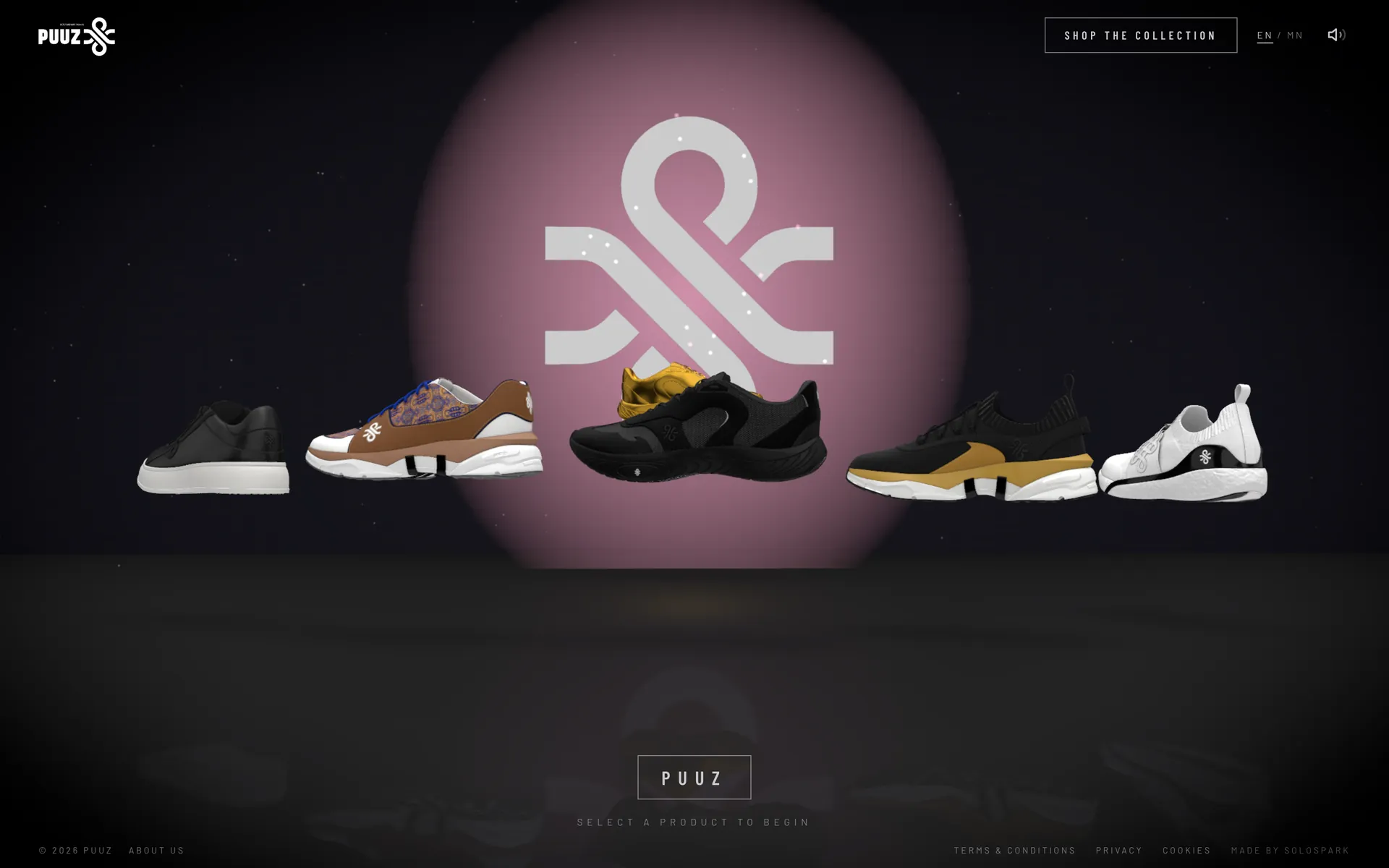 puuzllc.com — PUUZ-ийн таван загвар сарны гэрэлтэй тайзан дээр 3D-ээр